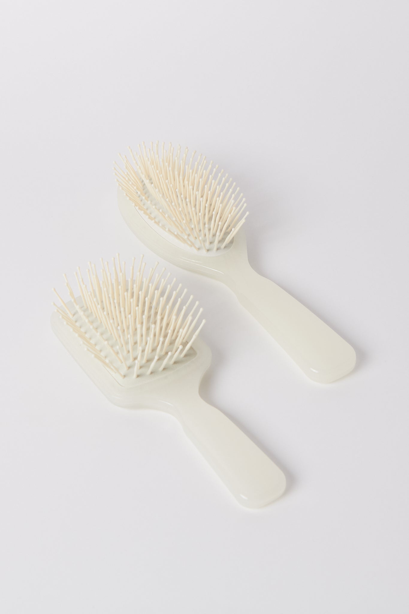 Acca Kappa Biodegradable Oval Hair Brush curated by Shop Sommer in San Francisco