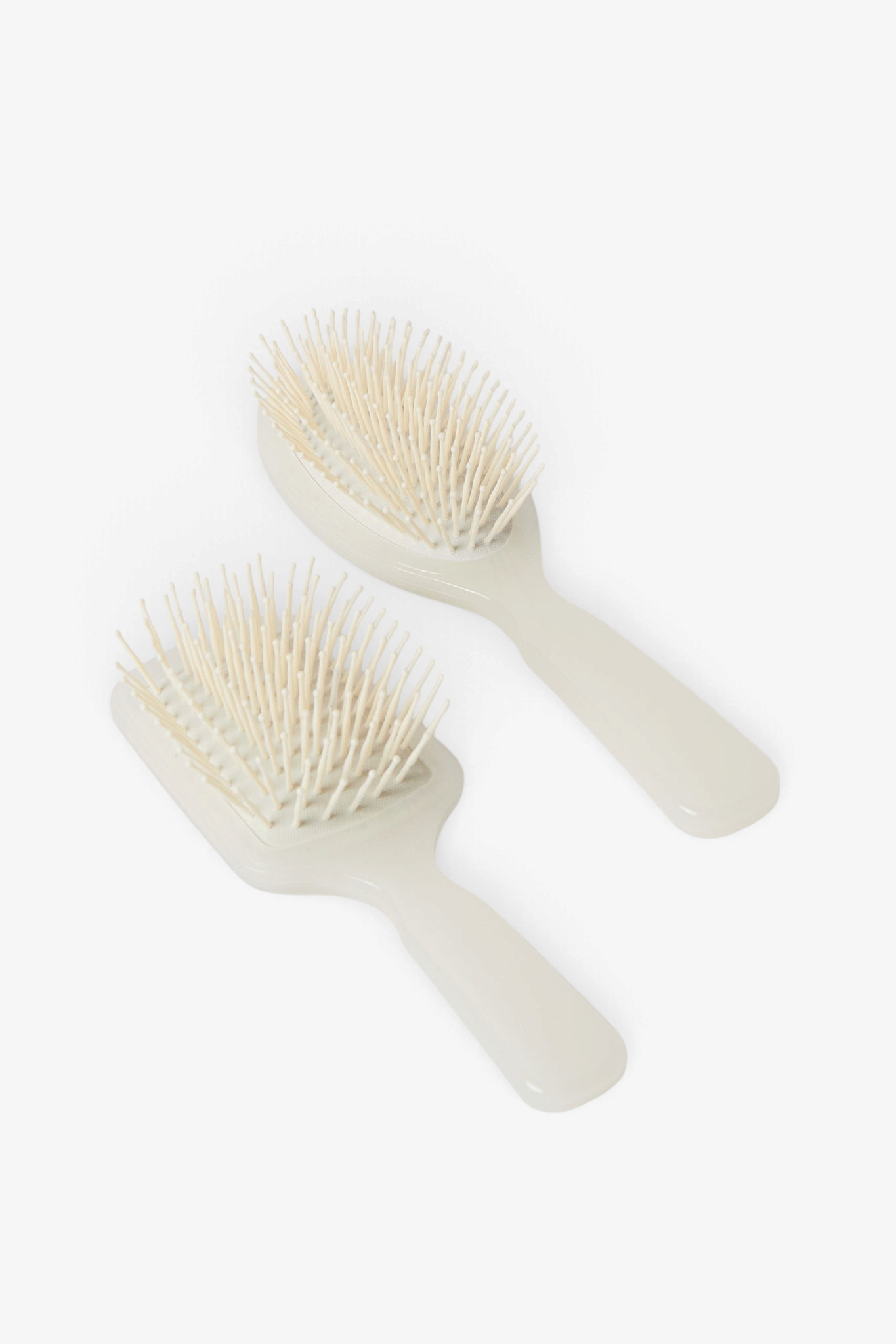 Acca Kappa Biodegradable Oval Hair Brush curated by Shop Sommer in San Francisco
