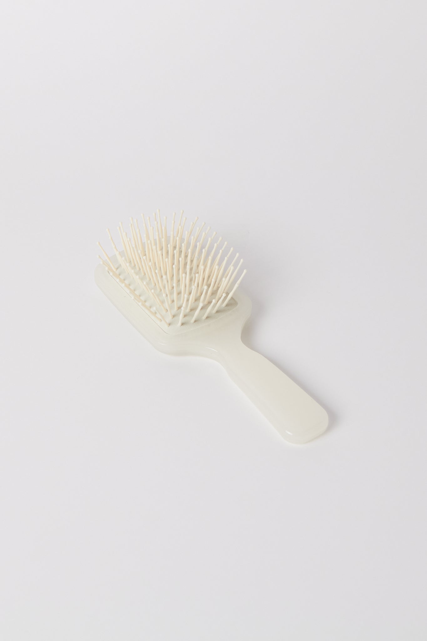 Acca Kappa Biodegradable Oval Hair Brush curated by Shop Sommer in San Francisco