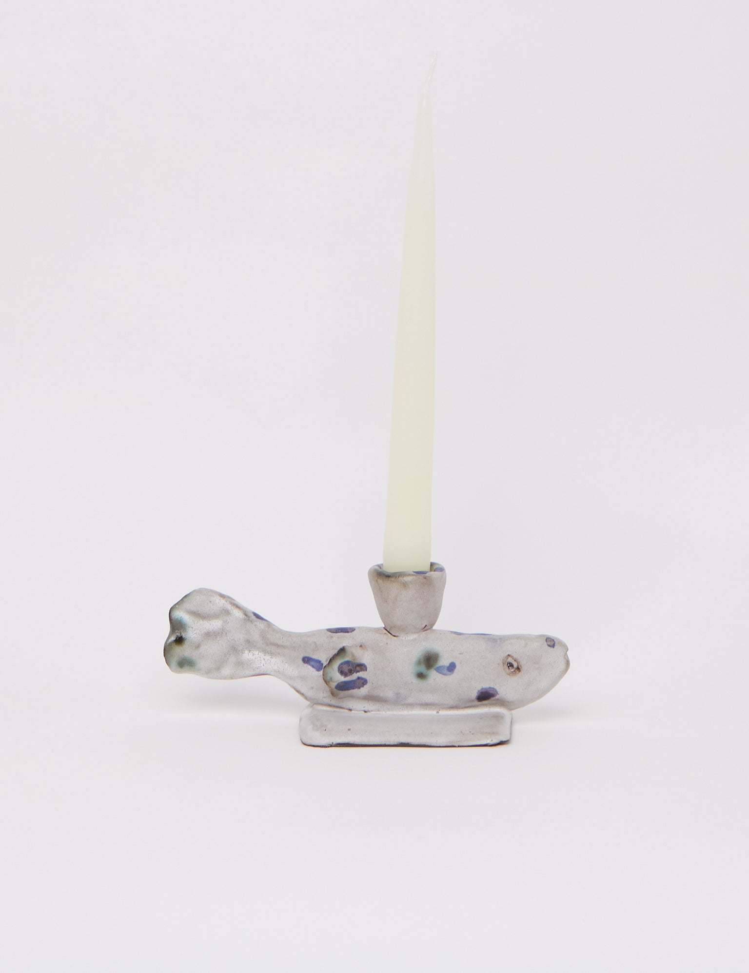 Anemone-Delvoie-ceramic-fish-candleholder-Shop-sommer.jpg