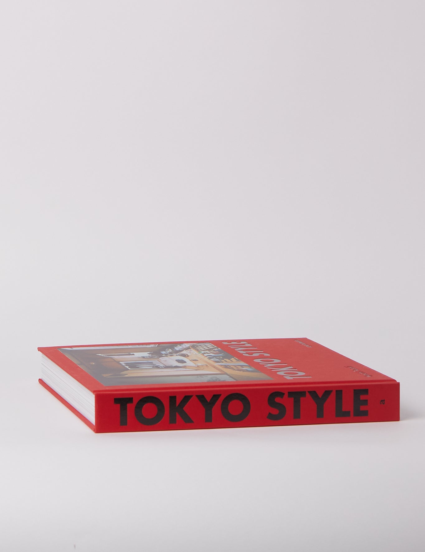 Apartamento Tokyo Style, curated by Shop Sommer in San Francisco.