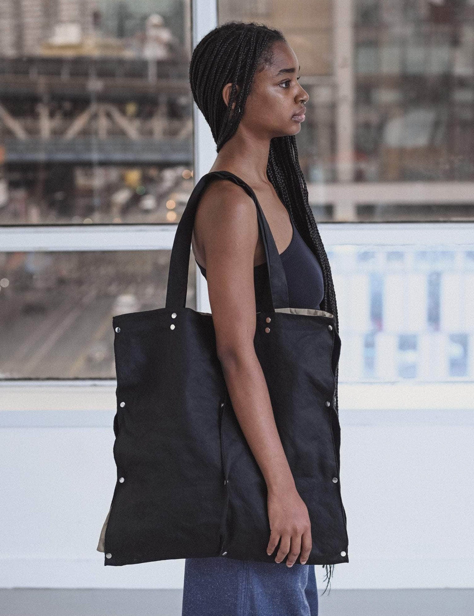 Baserange Clavo Bag