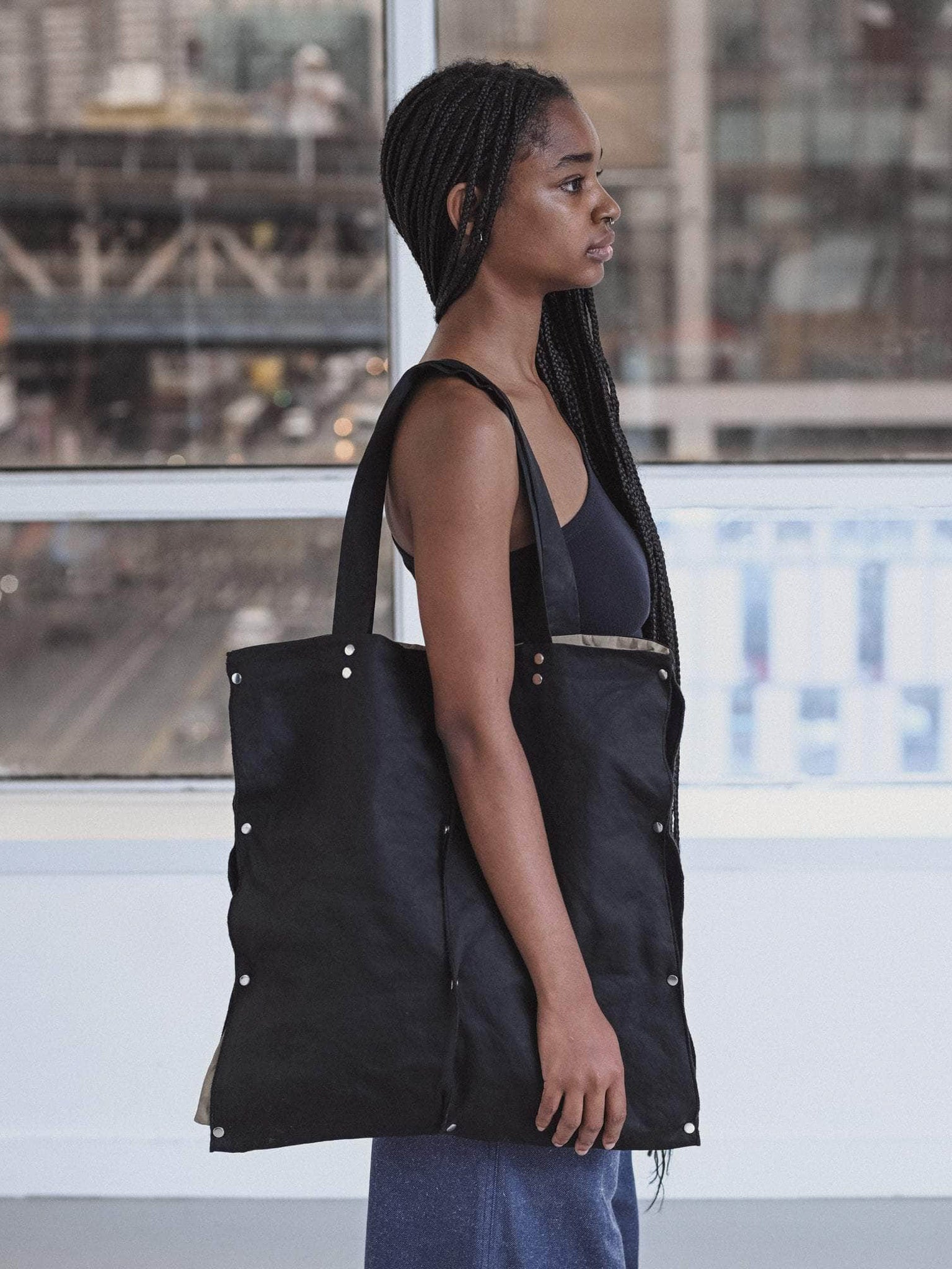 Baserange Clavo Bag