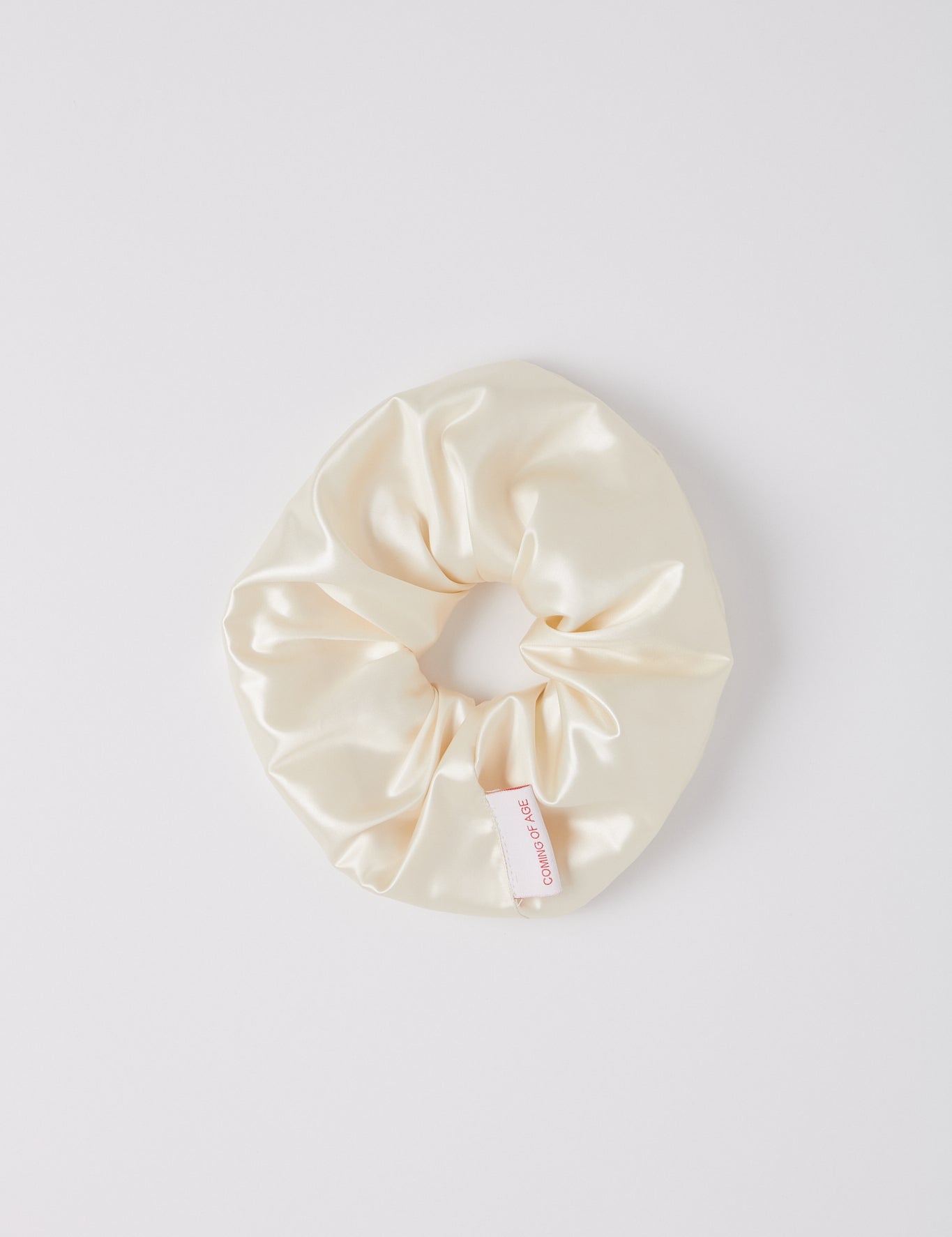 Coming-of-Age-Scrunchie-Pearl-Shop-Sommer7.jpg