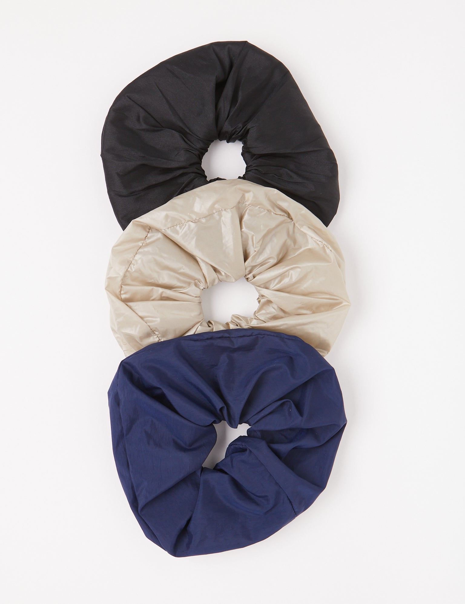 Coming-of-age-scrunchie-Shop-sommer.jpg