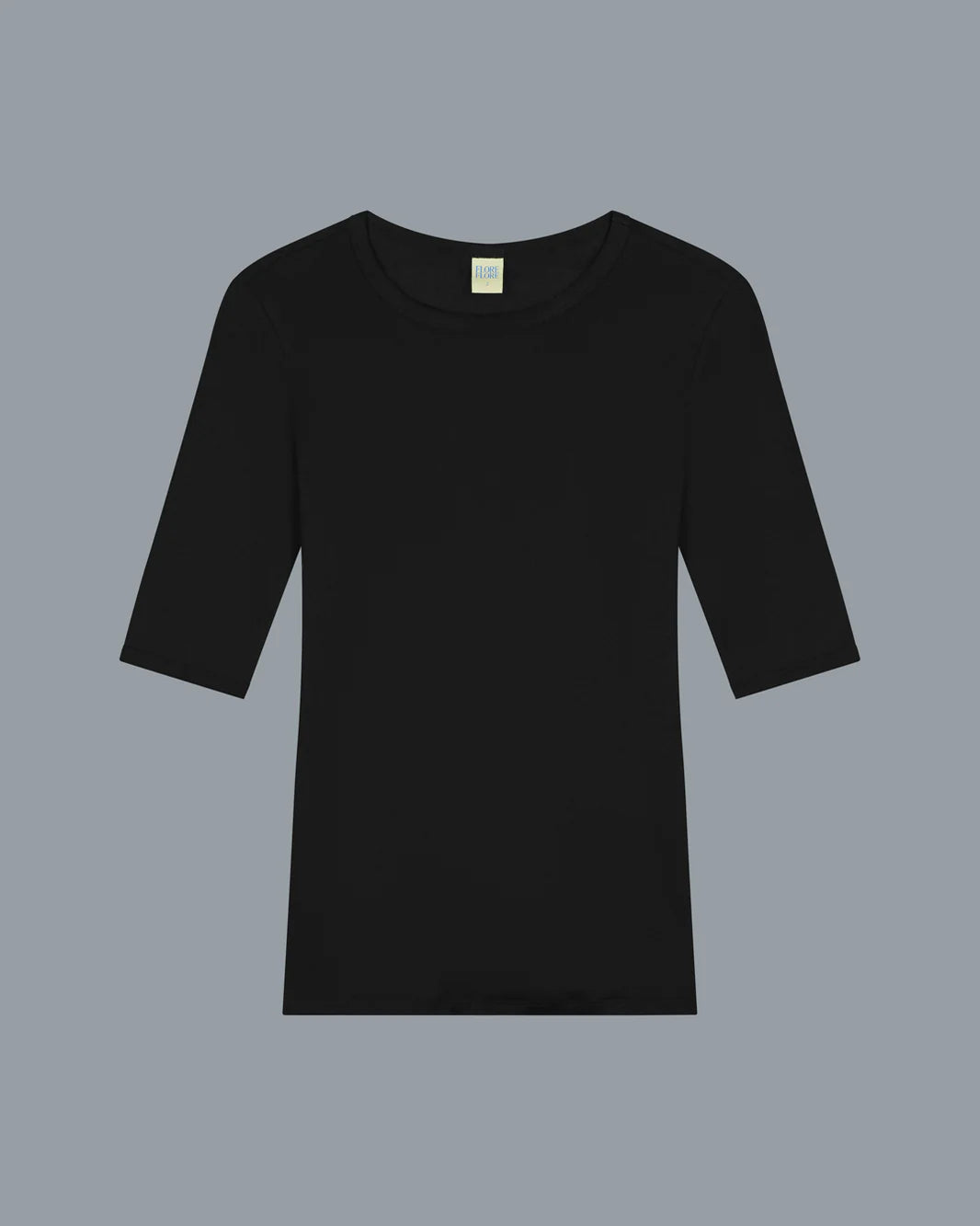 FLORE_FLORE_Anna_Tee_Black_Front_kopie.webp