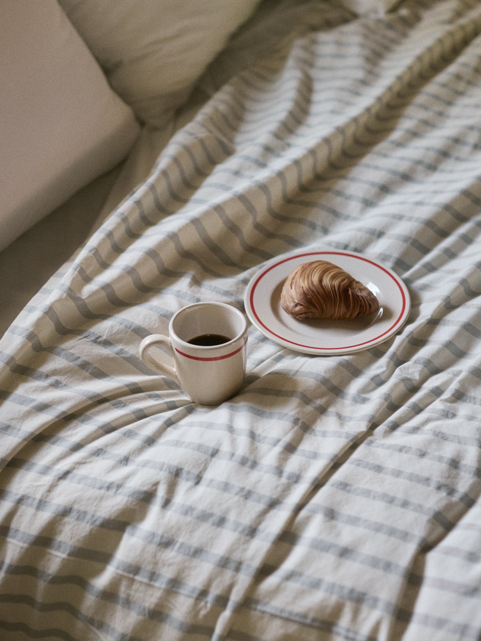 Fratelli Coli Rosso Side Plate, curated by Shop Sommer in San Francisco.