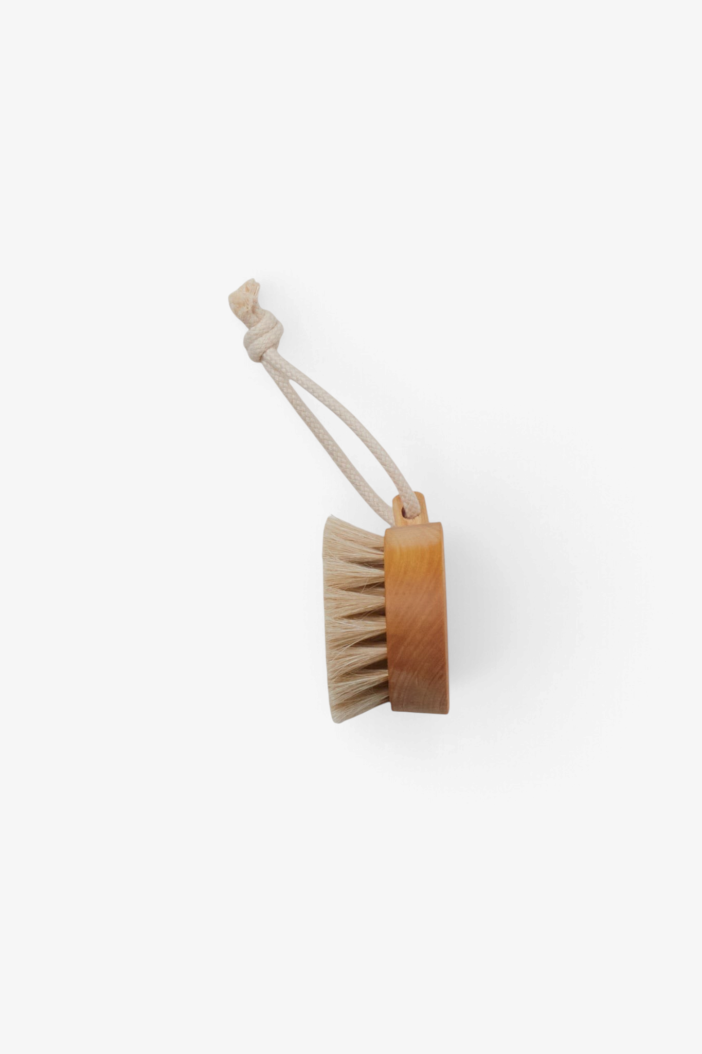 Iris Hantverk Bath Brush Puck, curated by Shop Sommer in San Francisco.