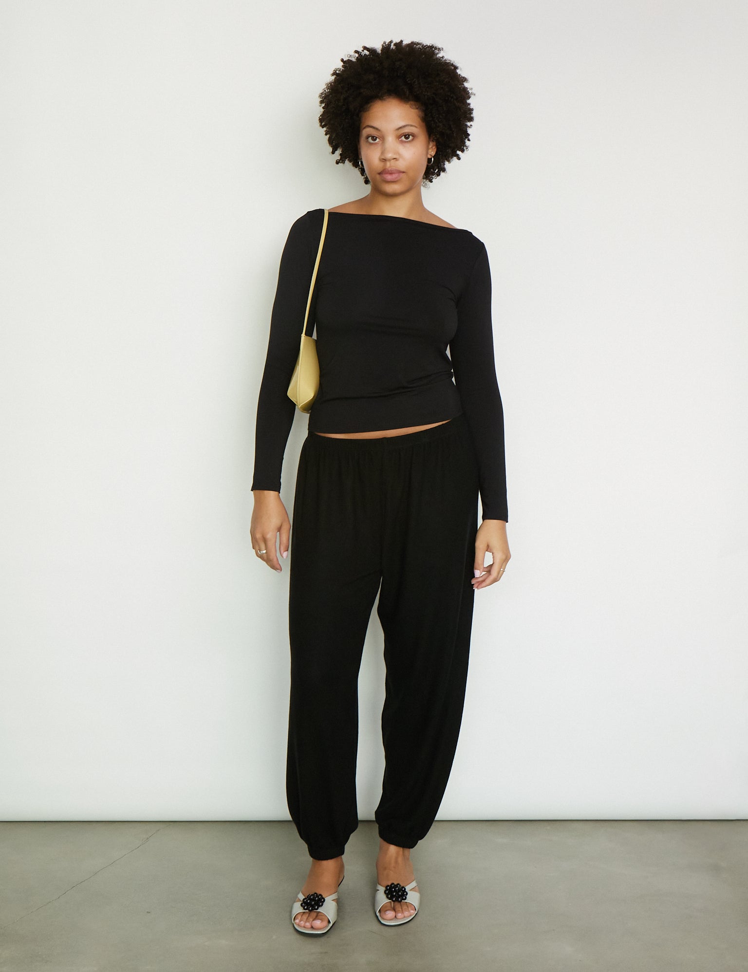KYE-Black-Jogger-Shop-Sommer-2.jpg
