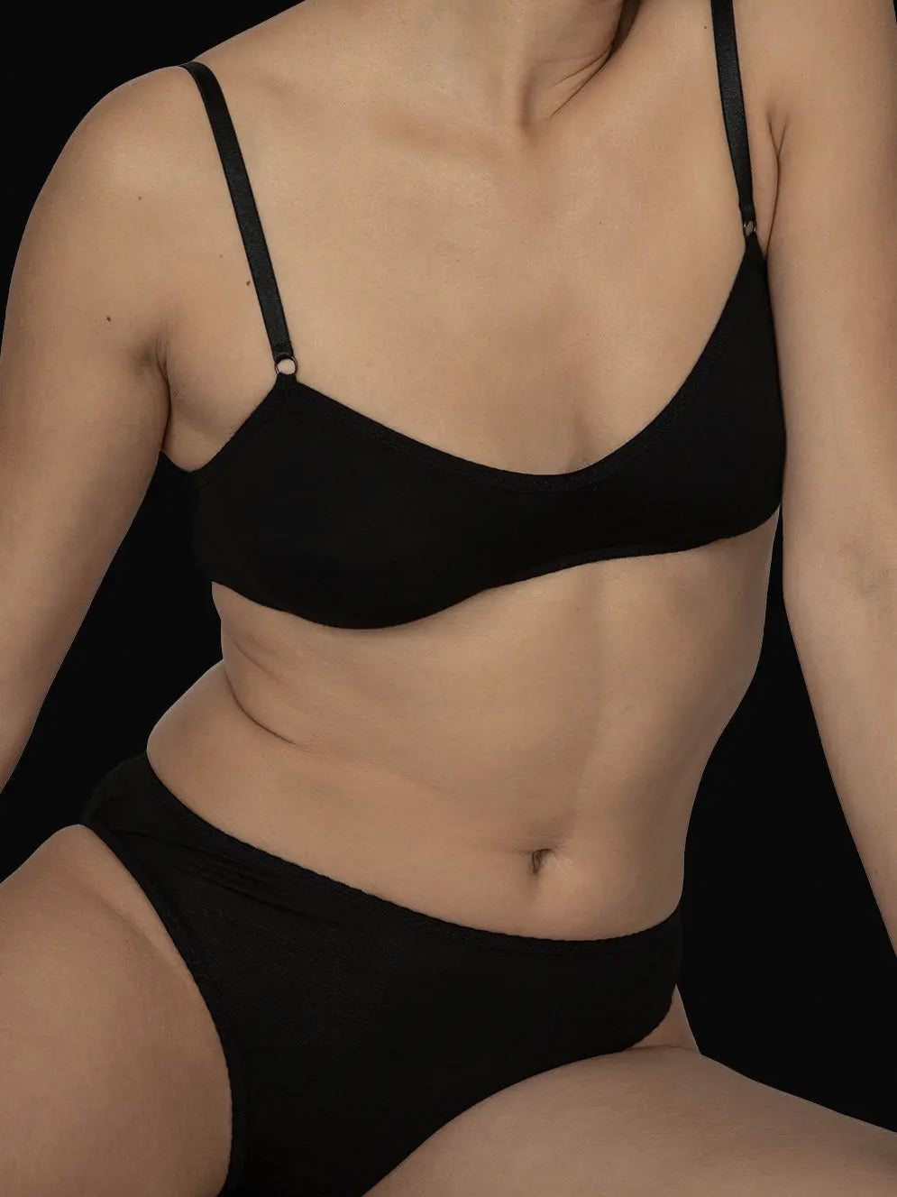 Recline Bra Black
