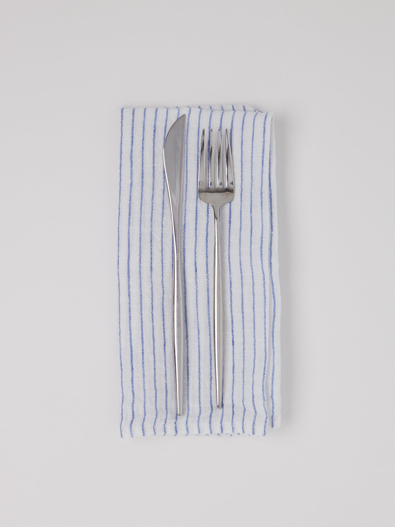 Linge-Particulier-Blue-White-Stripe-Linen-Napkin-Set-of-4-Shop-Sommer.jpg