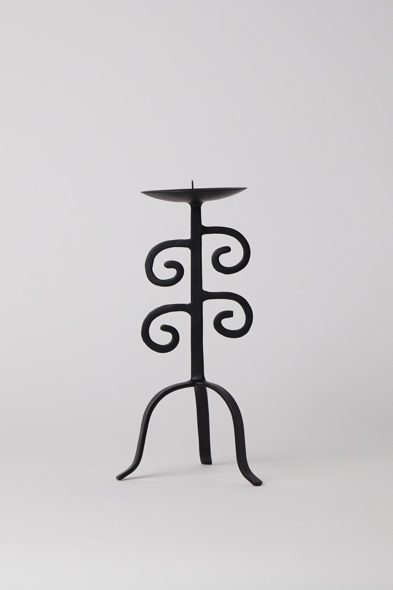 Merci-Maison-Bijou-Iron-Candleholder-Shop-Sommer