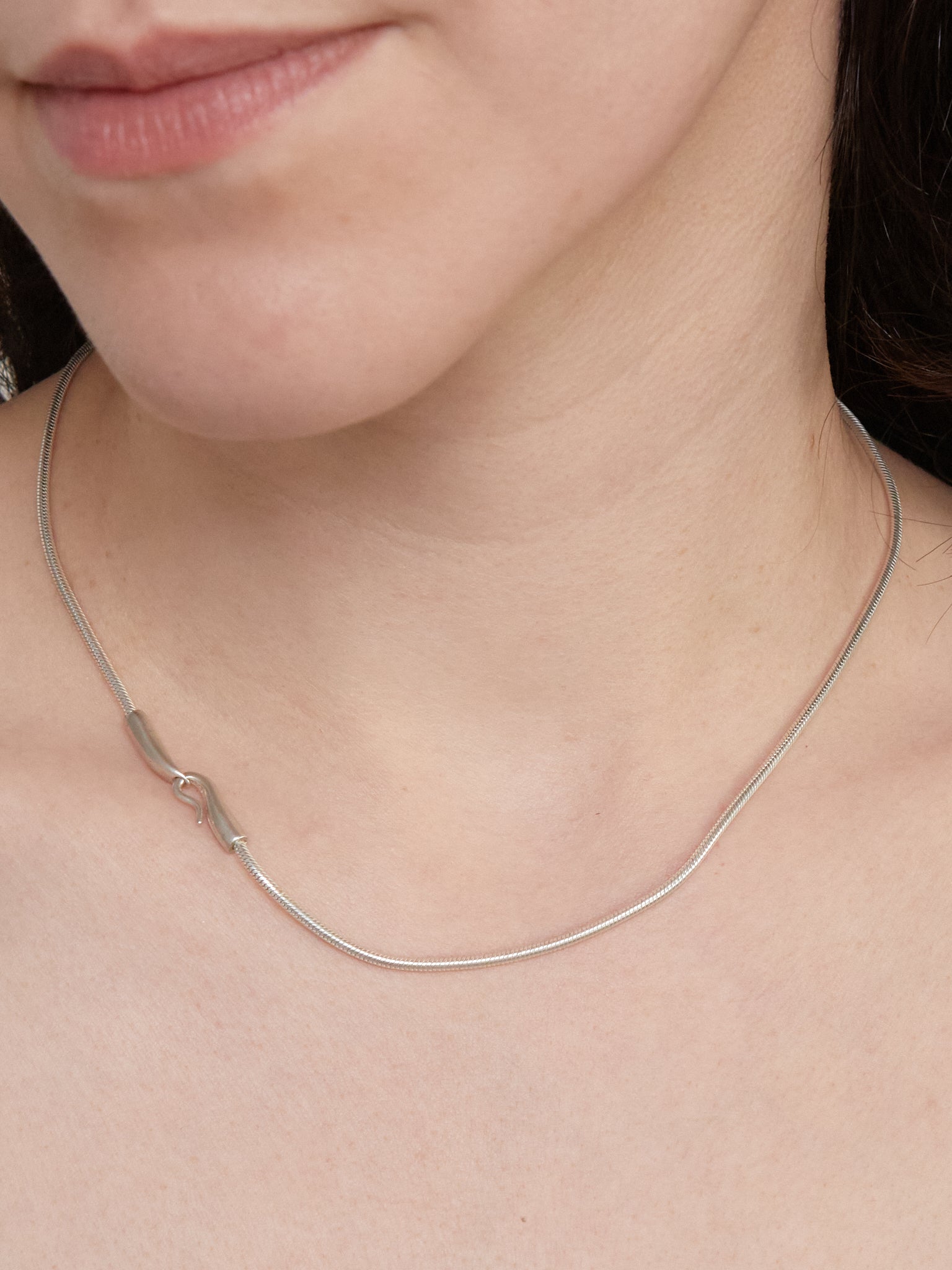 Elis Slim Necklace