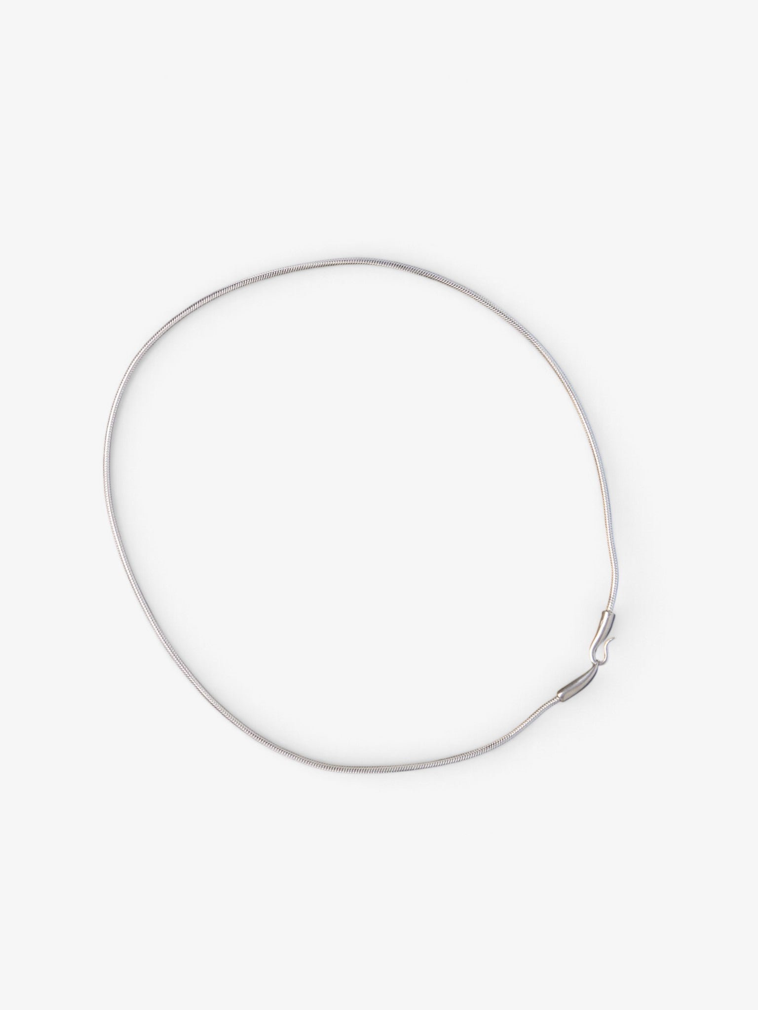 Elis Slim Necklace