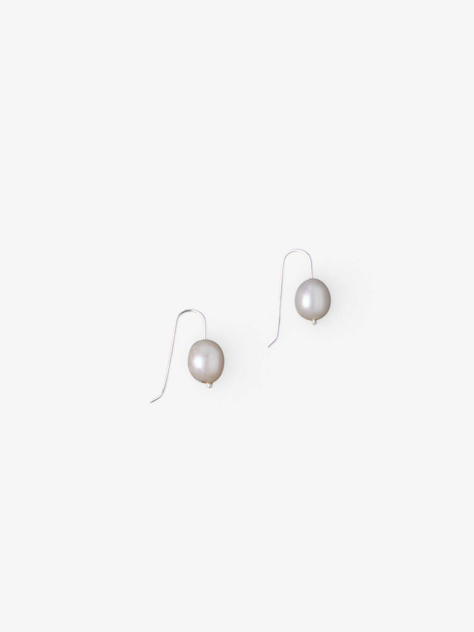 Small Perlita Earrings