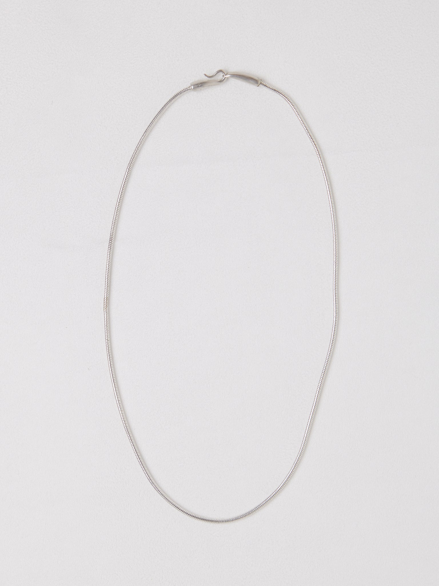 Elis Slim Necklace