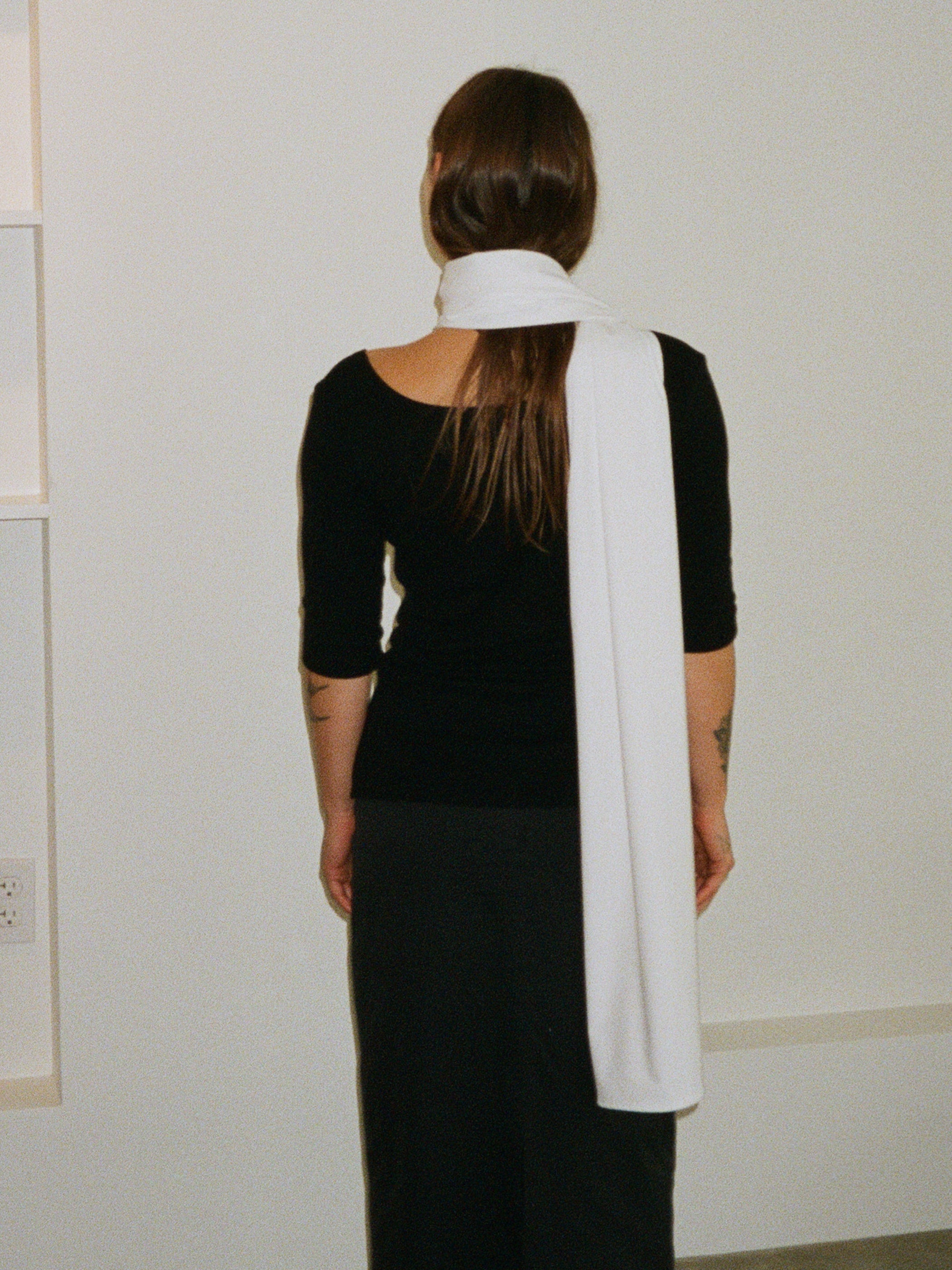 Bianco Stretch Scarf
