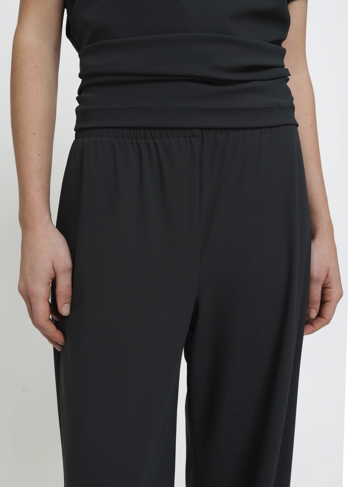 Wide Fit Pants Charcoal