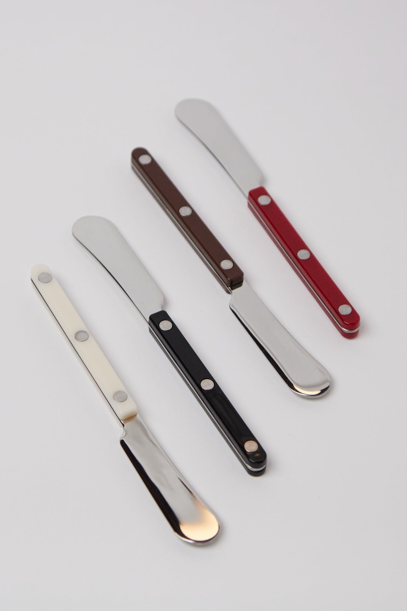 Sabre-Bistrot-Spreader-Burgundy-Shop-Sommer