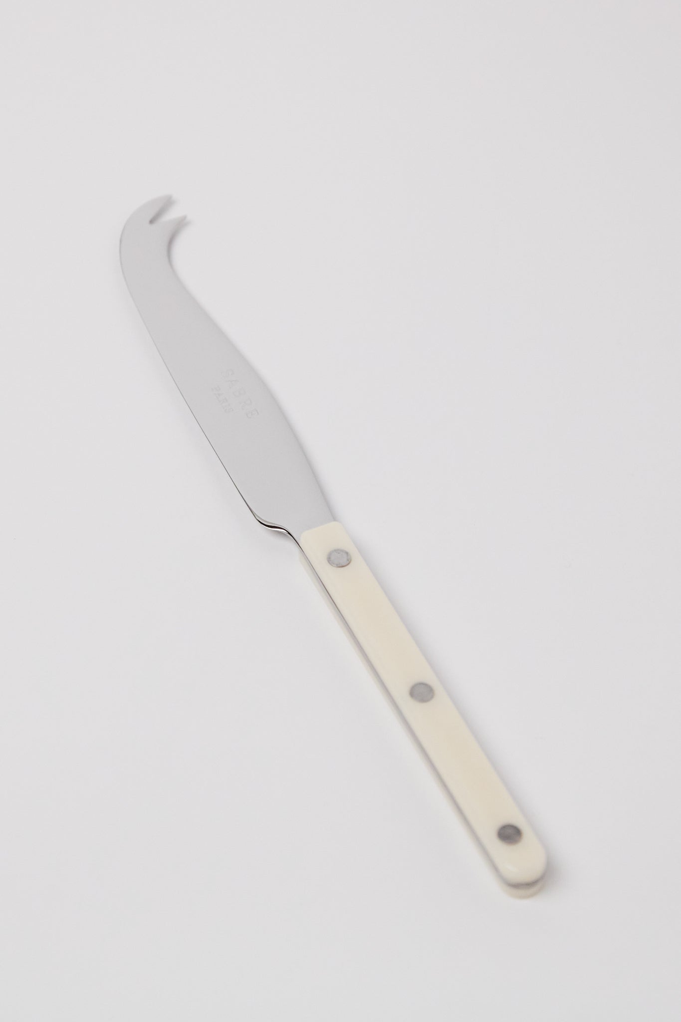 Sabre-Bistrot-Cheese-Knife-Ivory-Shop-Sommer