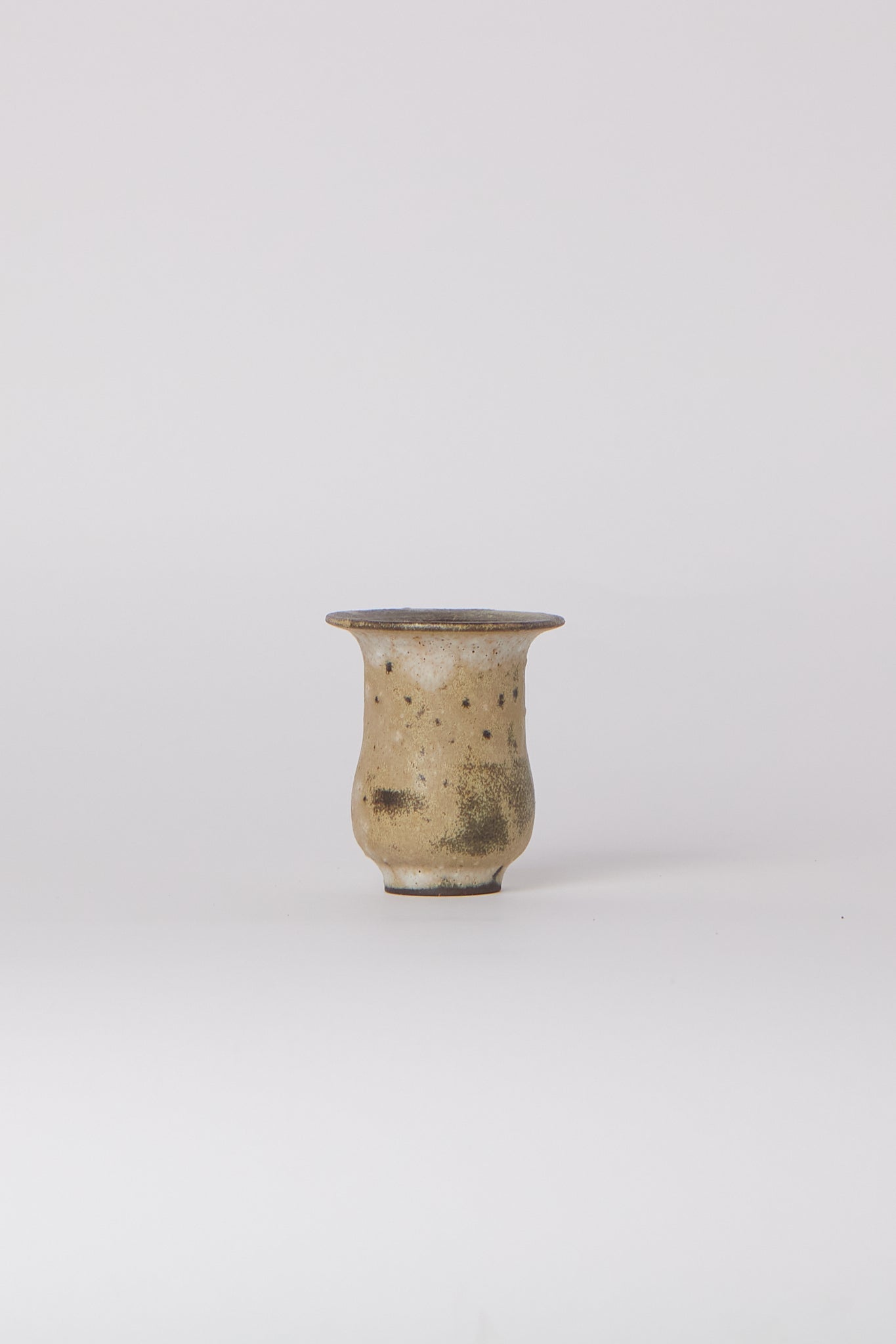 Sharlen Nozawa Stoneware Vase 04, curated by Shop Sommer in San Francisco.