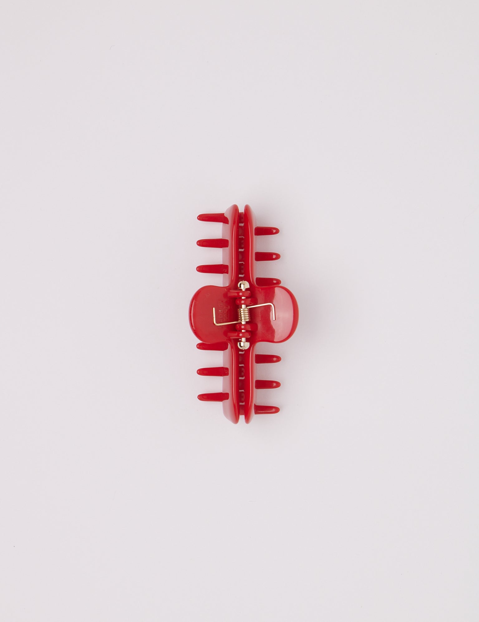 UNDO Rosso Claw Clip, curated by Shop Sommer in San Francisco.
