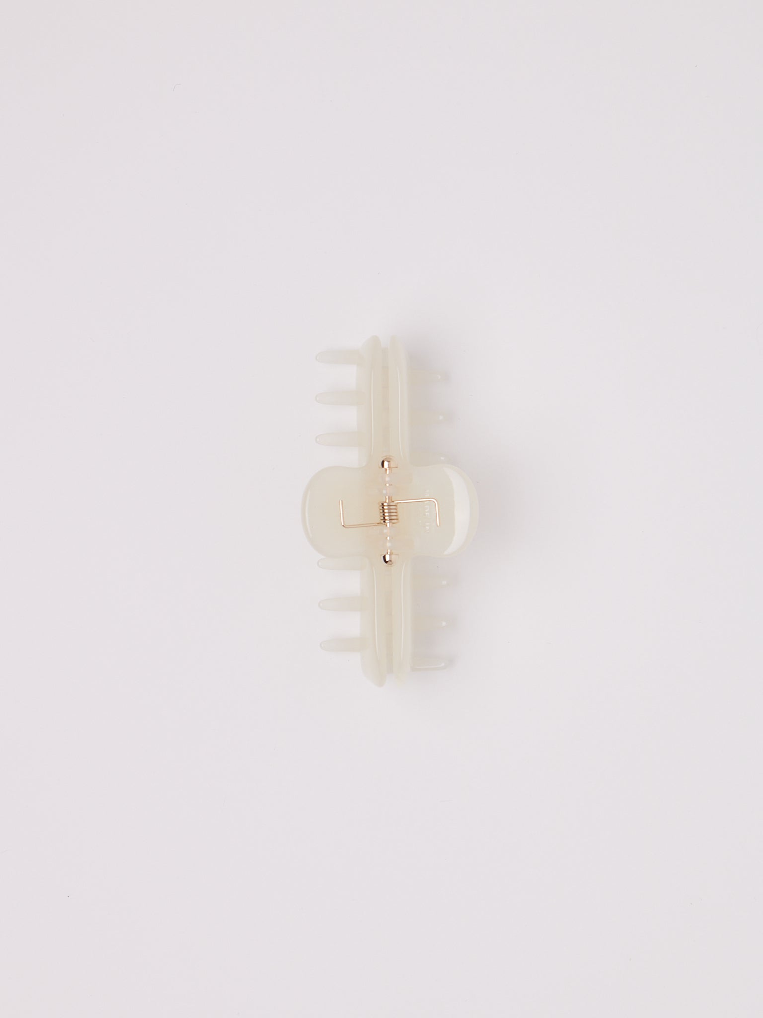 UNDO Siena No. 4 Claw Clip, curated by Shop Sommer in San Francisco.