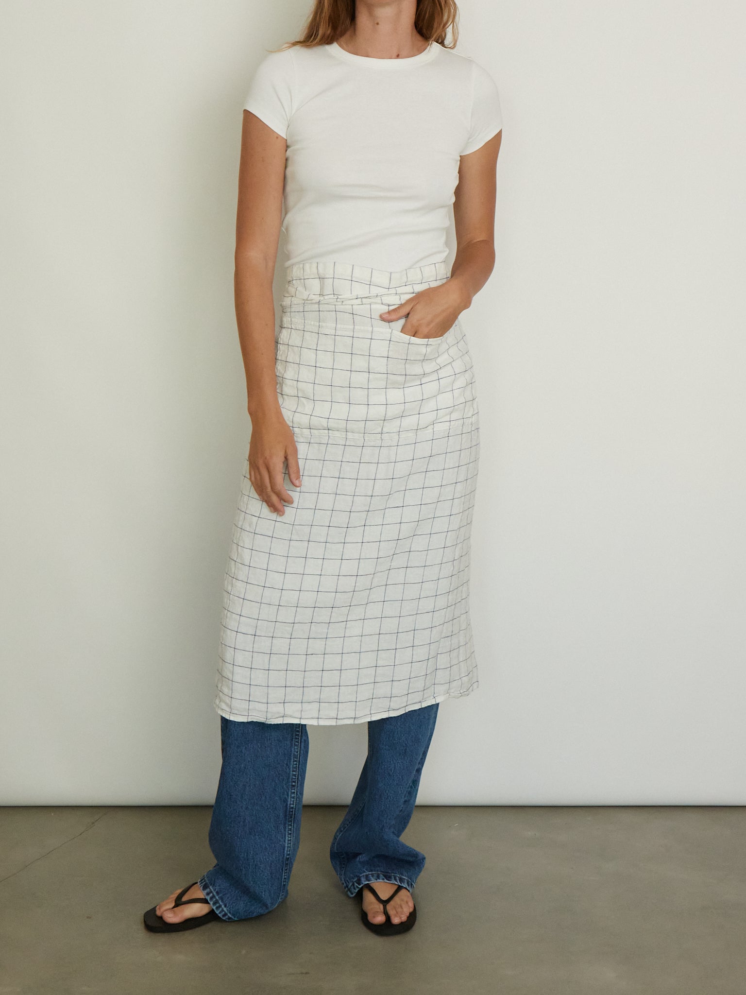 Linen Bistro Apron Navy Checks