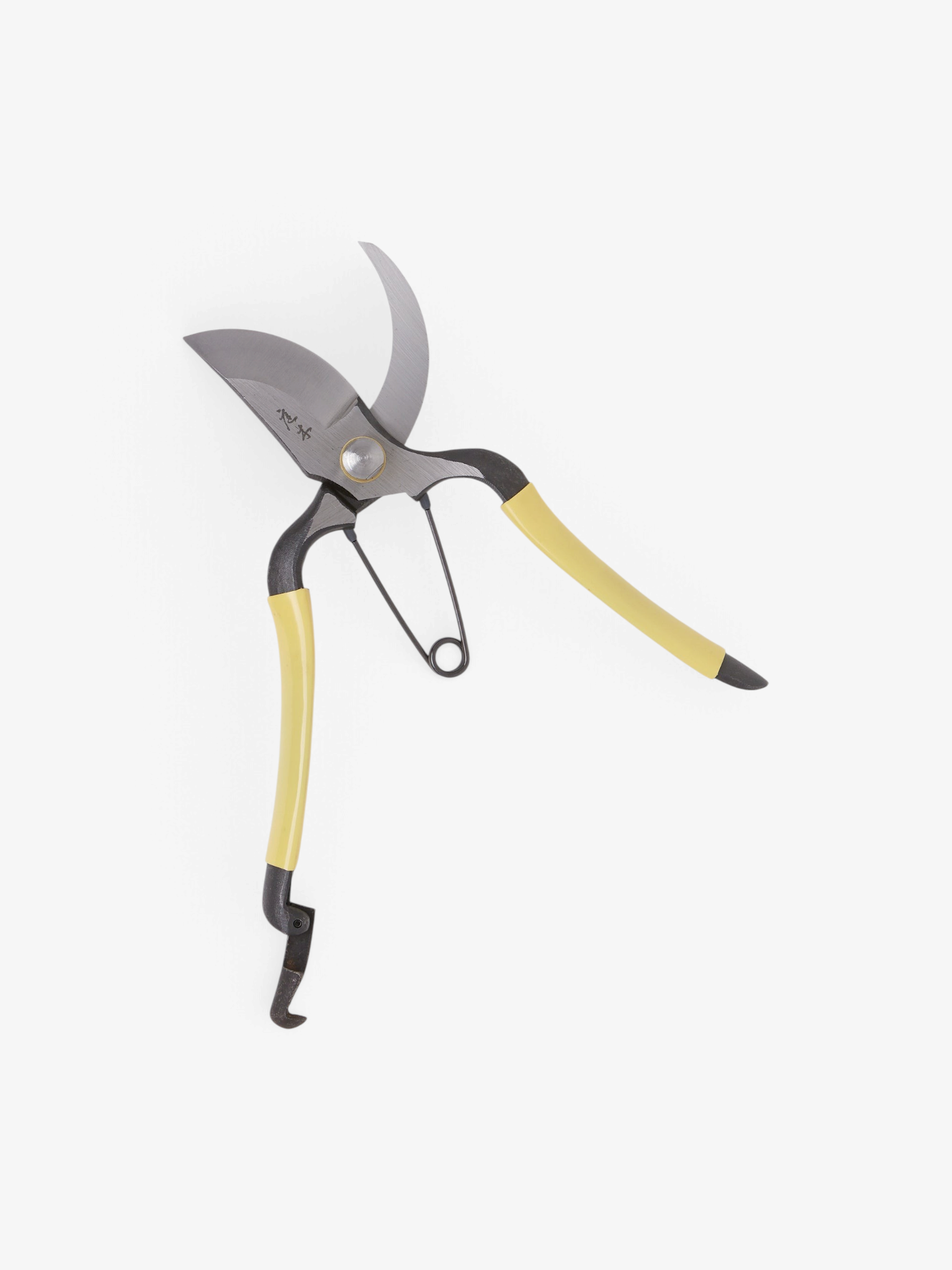 Niwaki Higurashi GR Secateurs at Shop Sommer