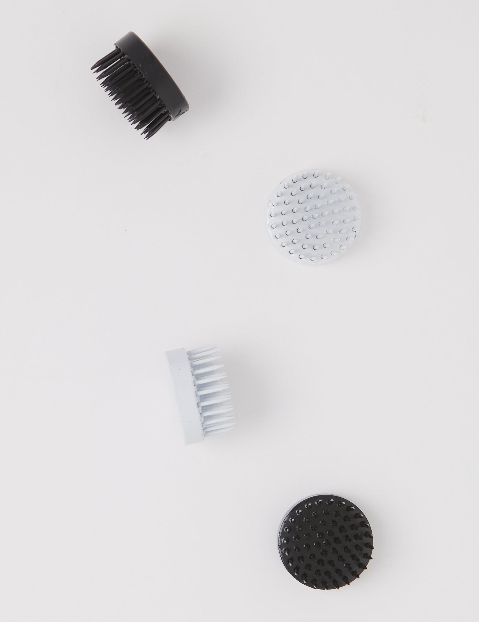 Niwaki Black and White Kenzan Set at Shop Sommer