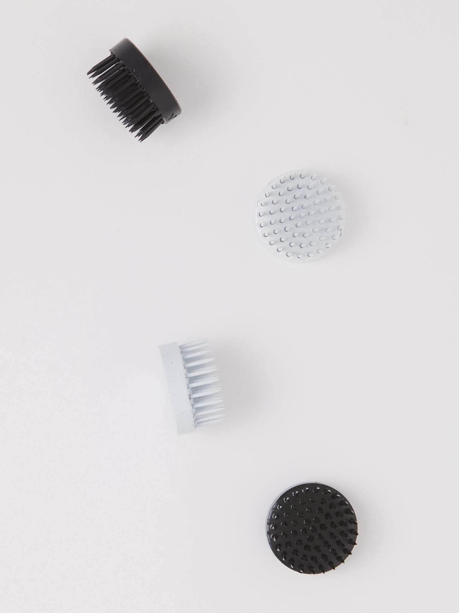 Niwaki Black and White Kenzan Set at Shop Sommer