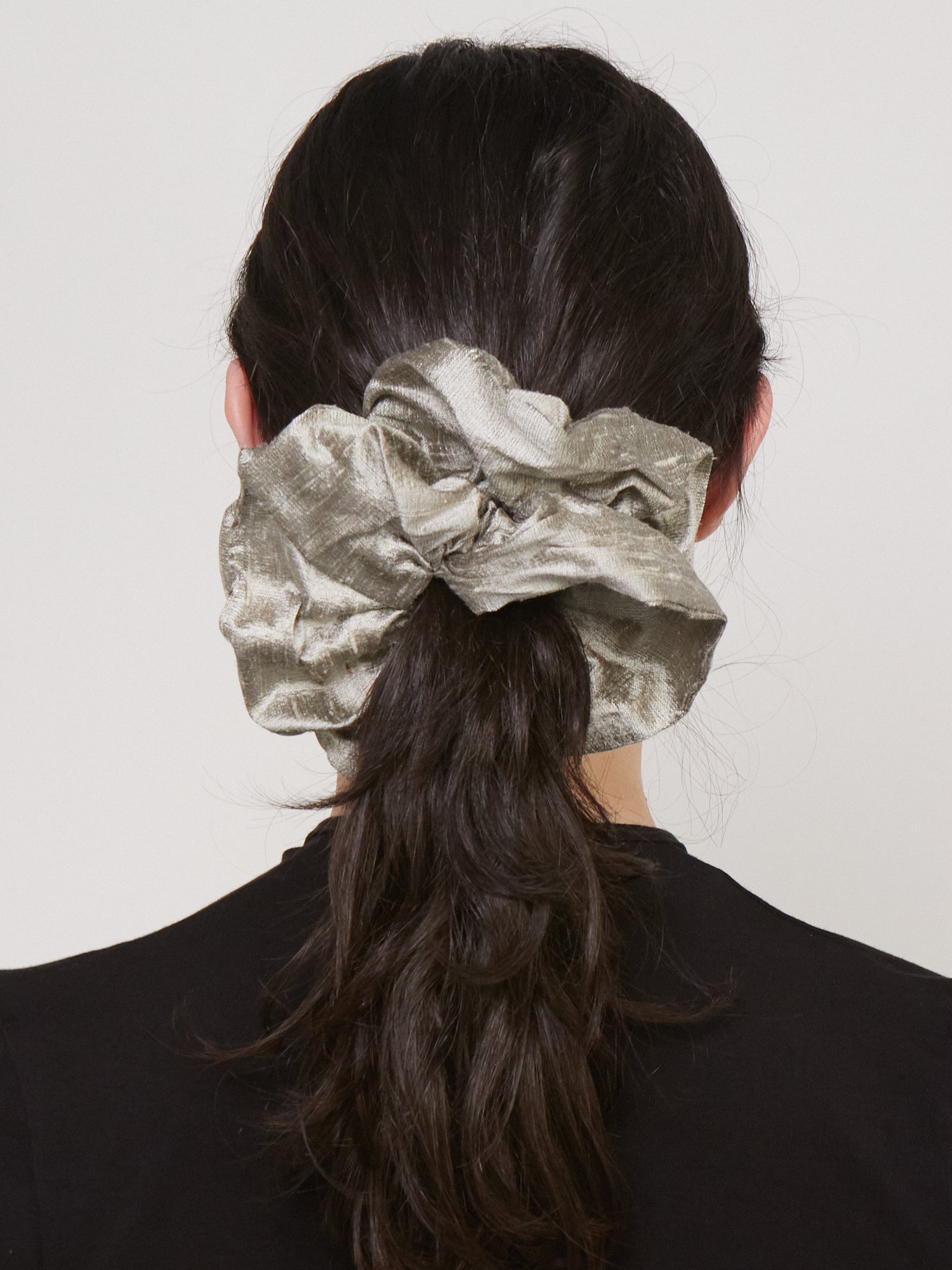 Medici Raw Silk Scrunchie