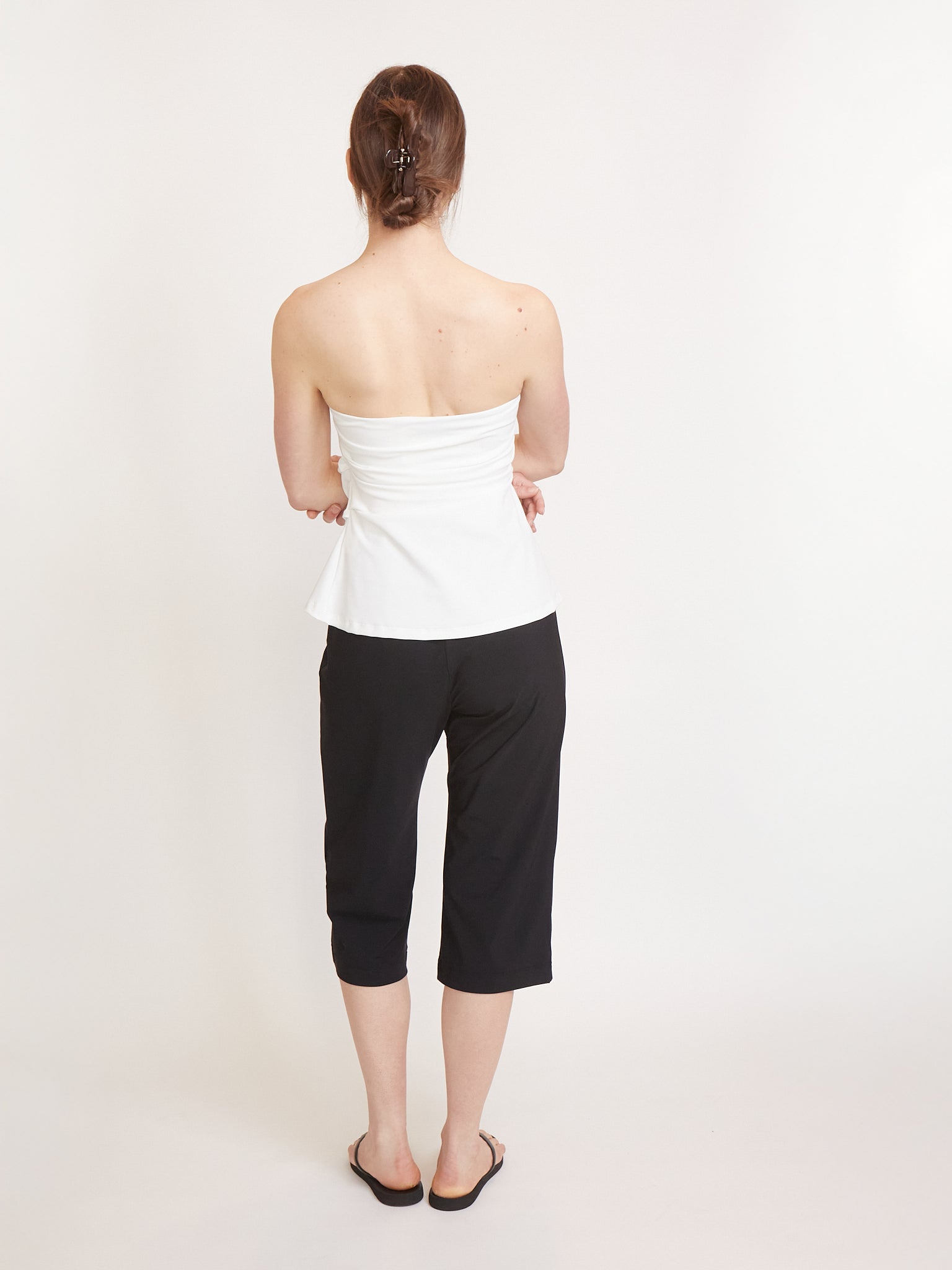 REYÈM Bermuda Shorts Black, curated by Shop Sommer in San Francisco.