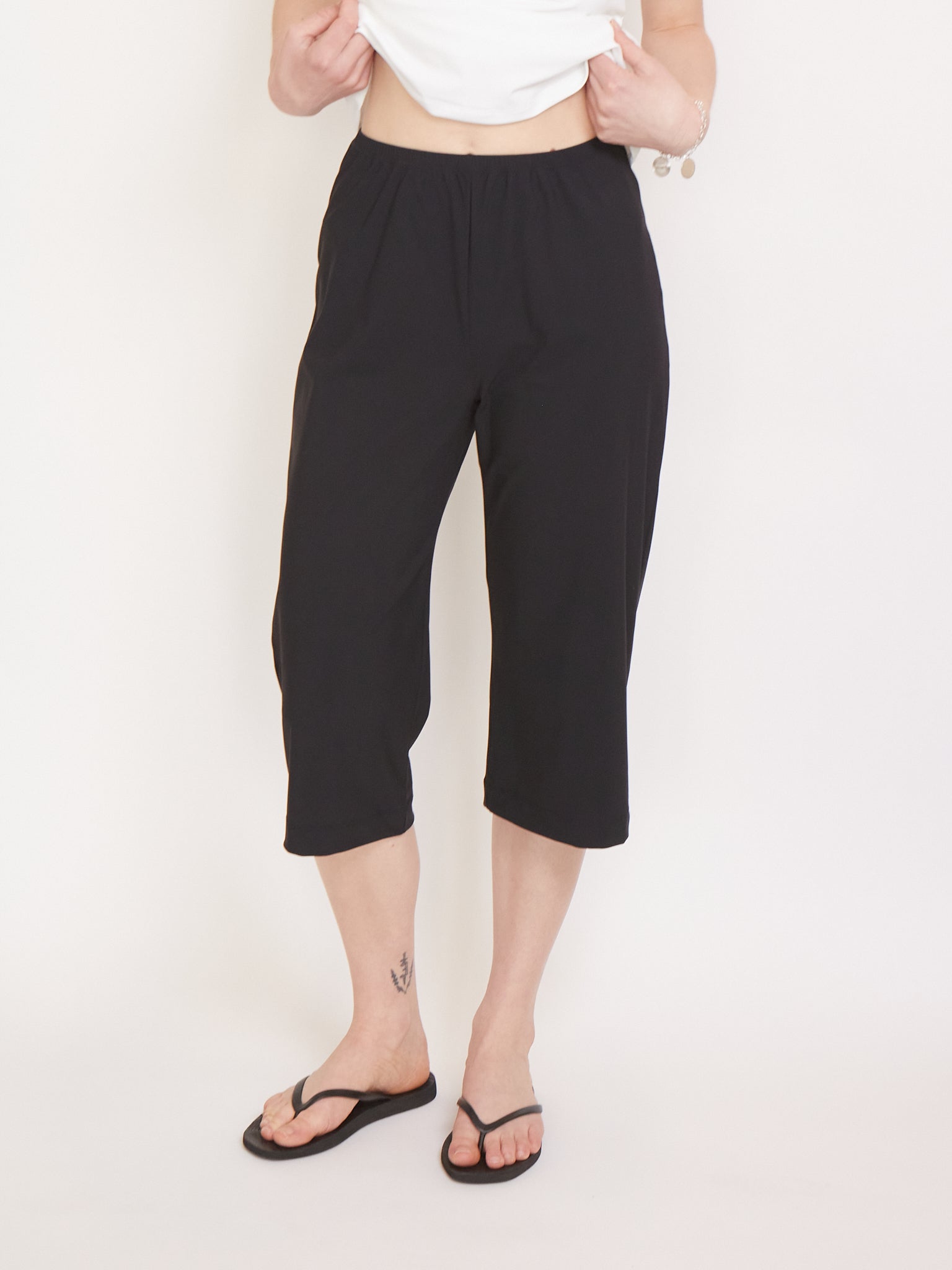 REYÈM Bermuda Shorts Black, curated by Shop Sommer in San Francisco.