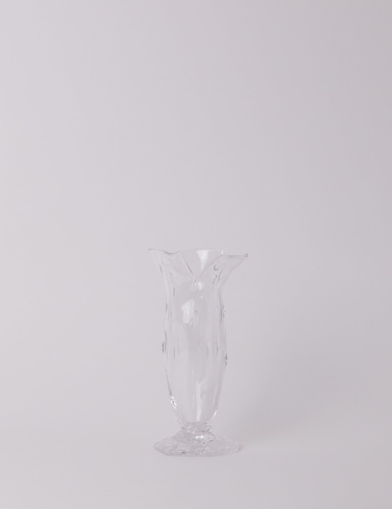 silje-lindrup-malva-glass-vase-small-shop-sommer_1.jpg