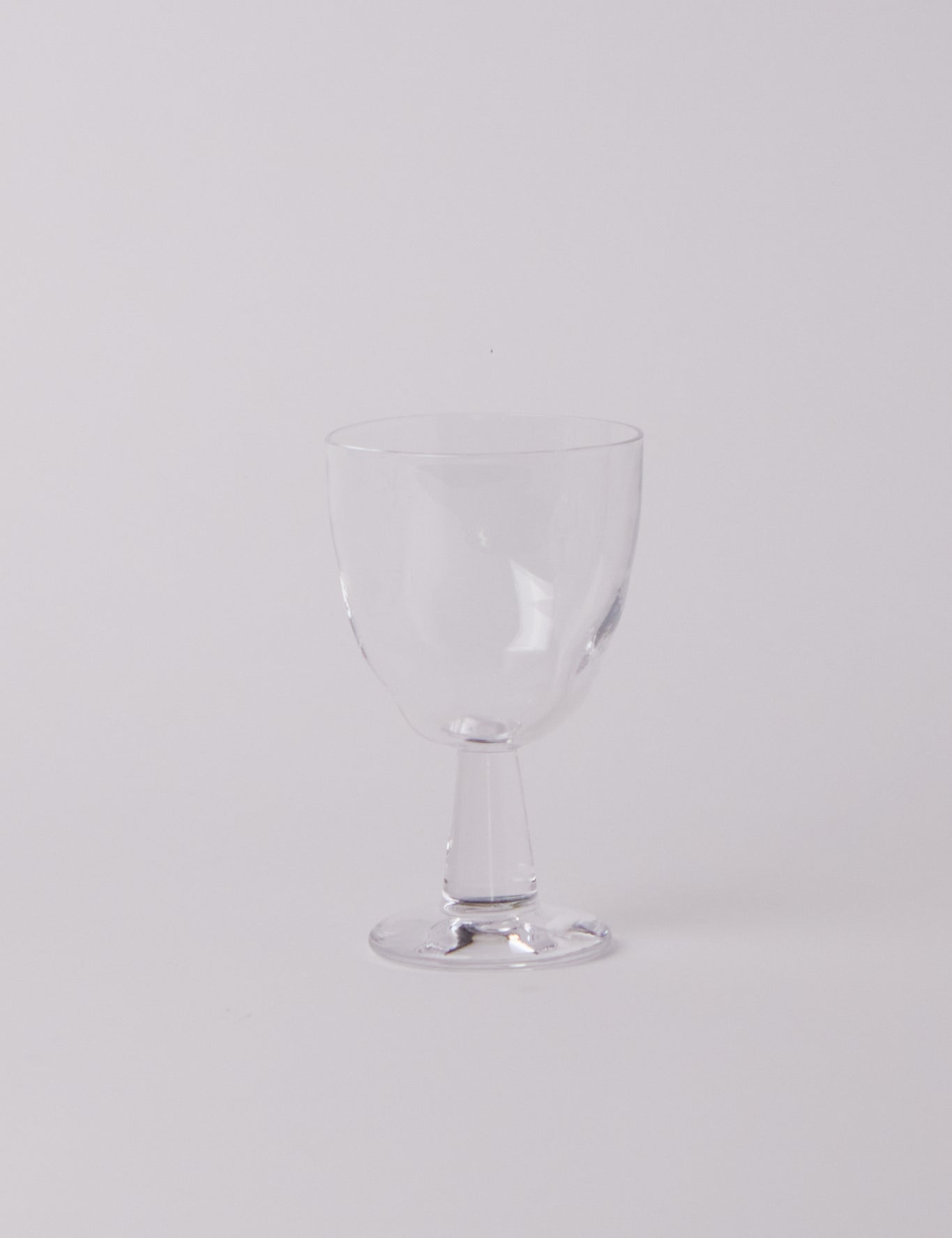 silje-lindrup-twisted-liquor-wine-glass-shop-sommer.jpg