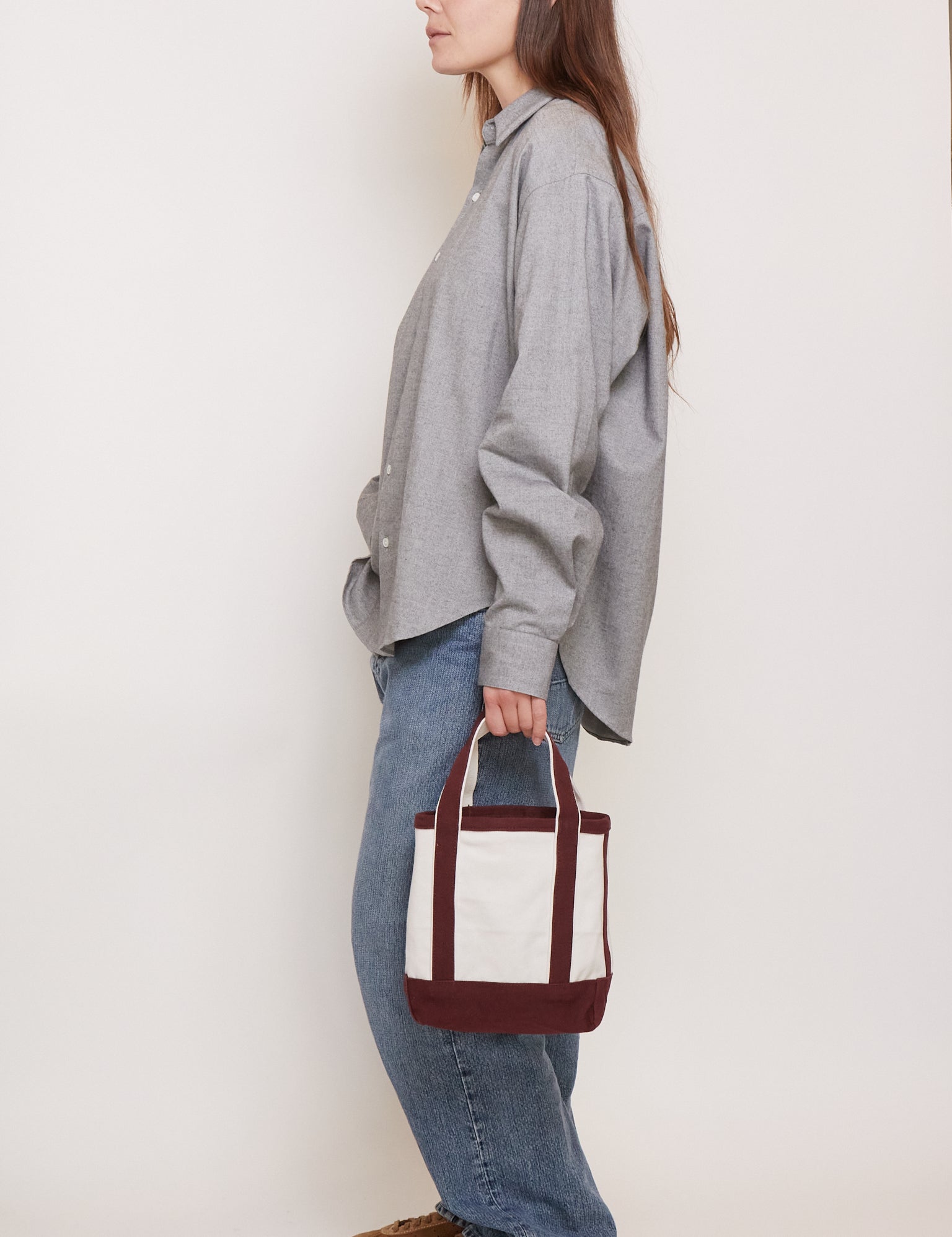 Valiese Small Easy Bag Brun, curated by Shop Sommer in San Francisco.