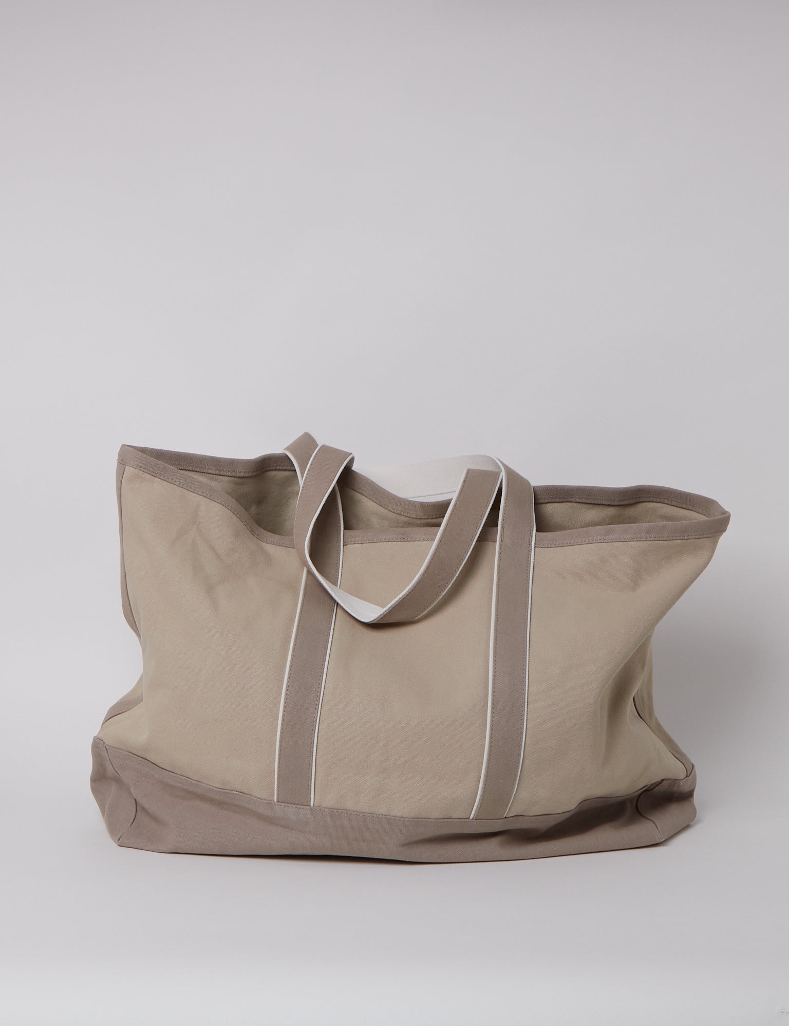 Valiese Large Easy Bag Camille, curated by Shop Sommer in San Francisco.