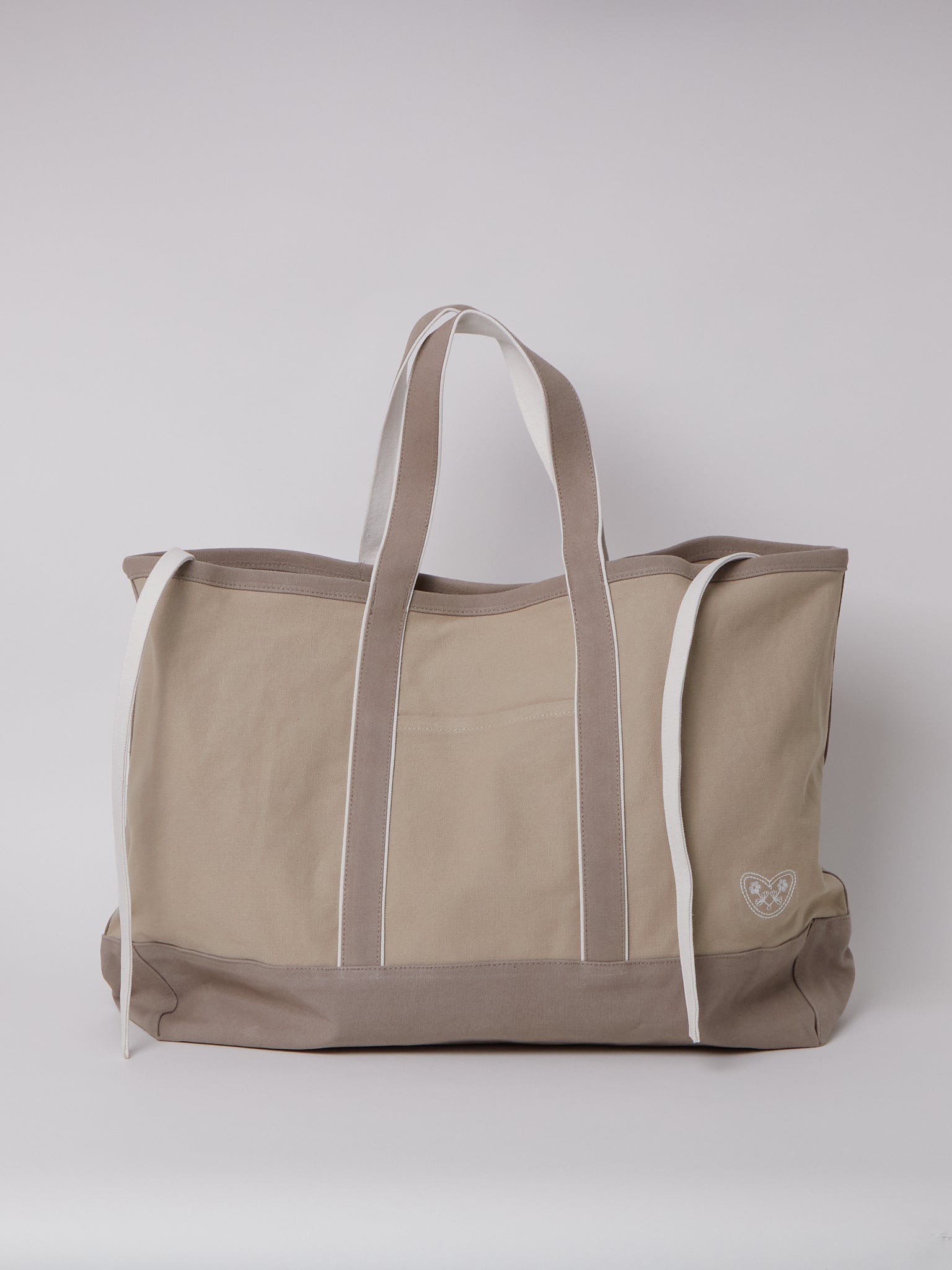 Valiese Large Easy Bag Camille, curated by Shop Sommer in San Francisco.