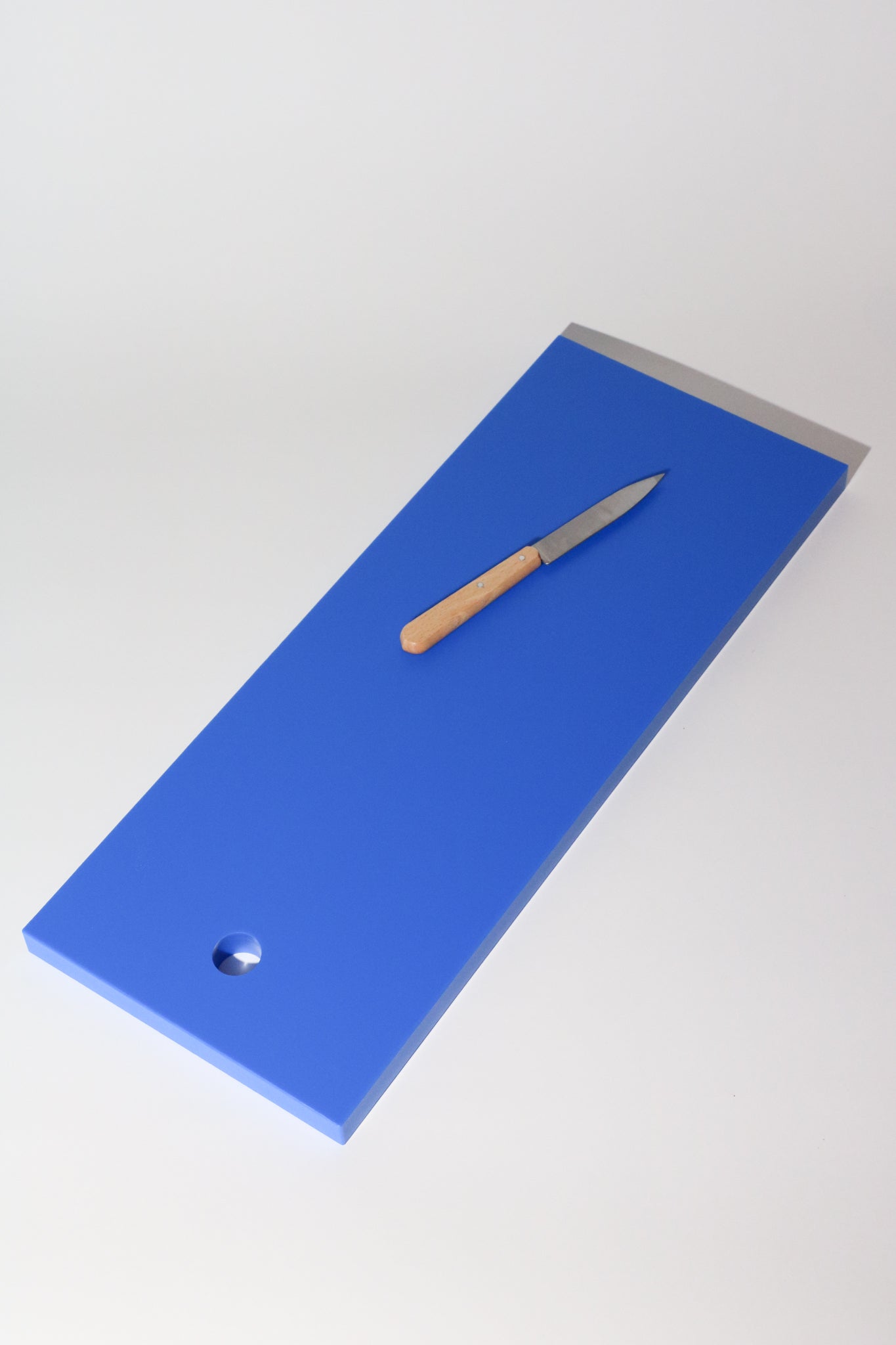 FRAMA-Rectangular-Cutting-Board-Faded-Blue-Shop-Sommer