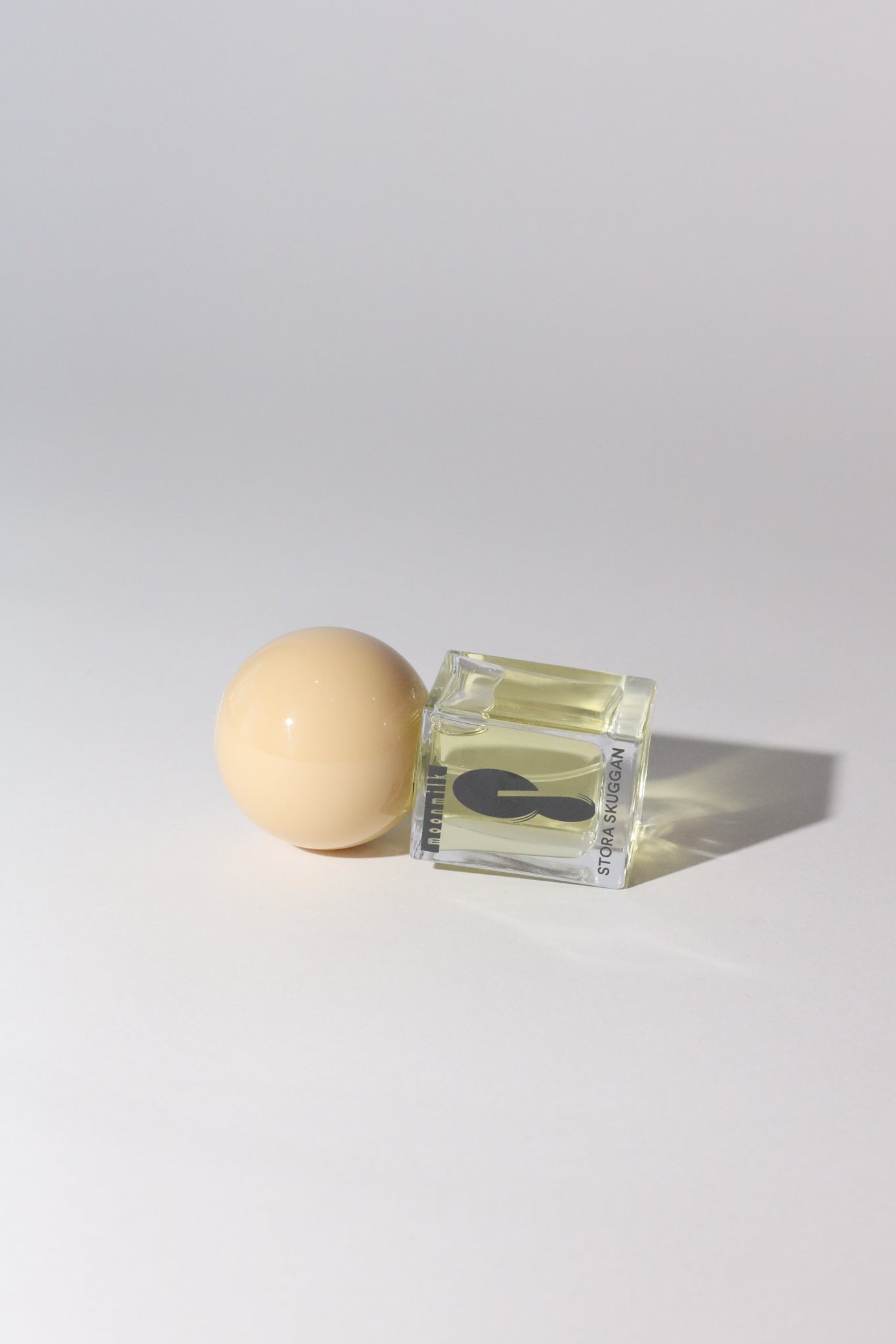 Stora Skuggan Moonmilk Eau de Parfum 30mL | Shop Sommer