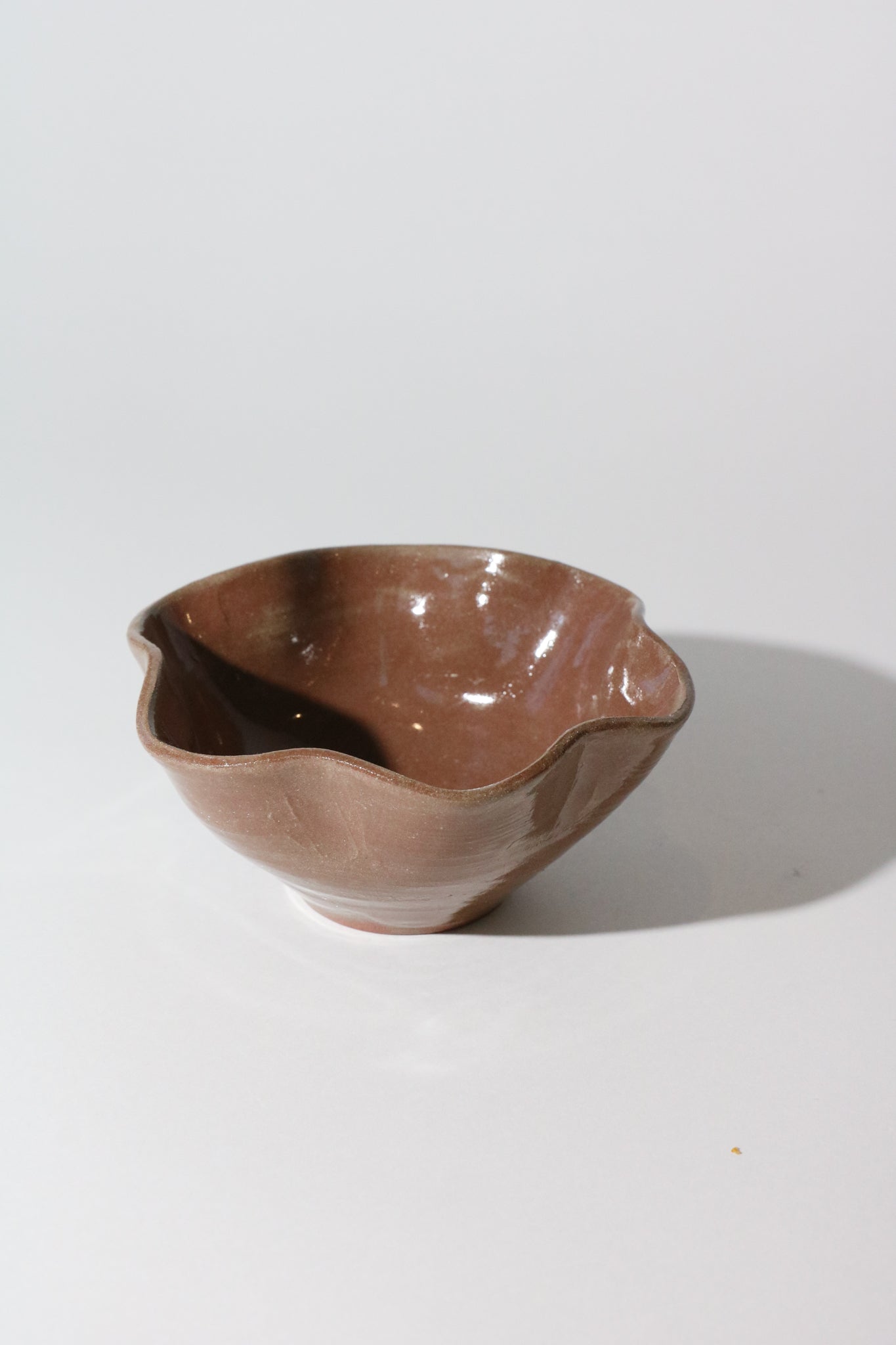 ANI-Ceramics-Small-Scallop-Bowl-Chocolat-Shop-Sommer